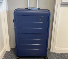 Proglide8 56cm TSA Spinner Blue