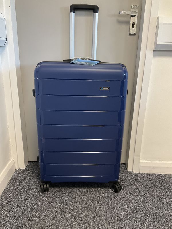 Proglide8 56cm TSA Spinner Blue